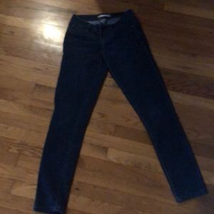 Nice quality  Basic and classic Jean